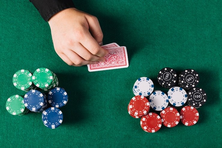 Bagan tingkat loyalitas livebet menampilkan manfaat progresif dari Member hingga Diamond